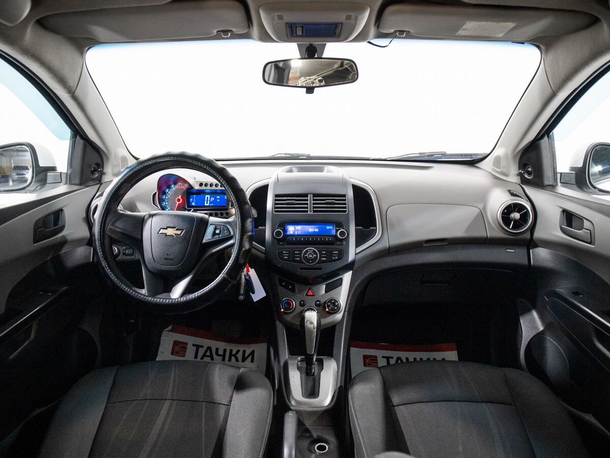 Chevrolet Aveo 2012 - фото автомобиля
