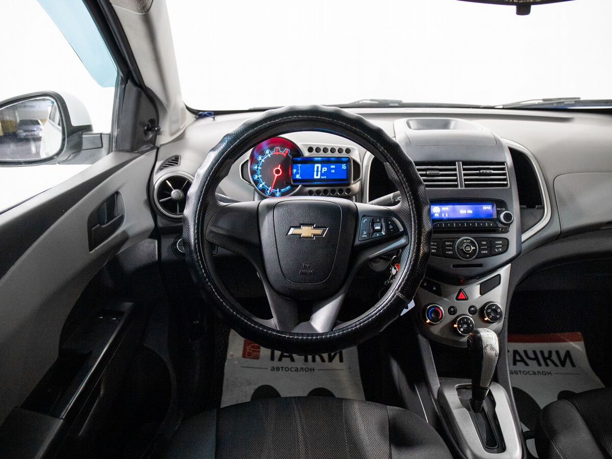 Chevrolet Aveo 2012 - фото автомобиля