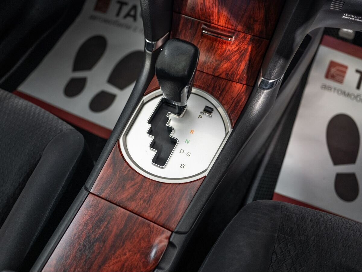 Toyota Allion 2010 - фото автомобиля