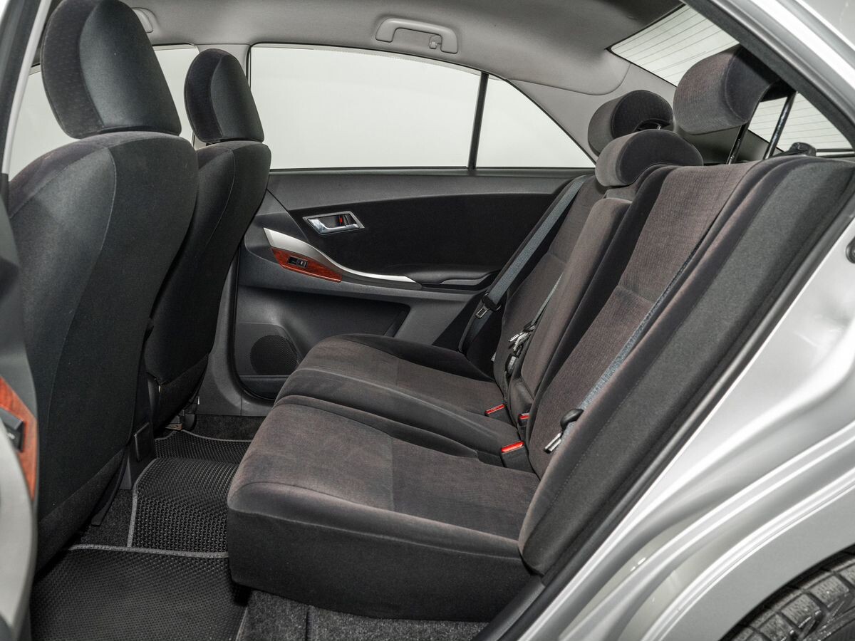 Toyota Allion 2010 - фото автомобиля