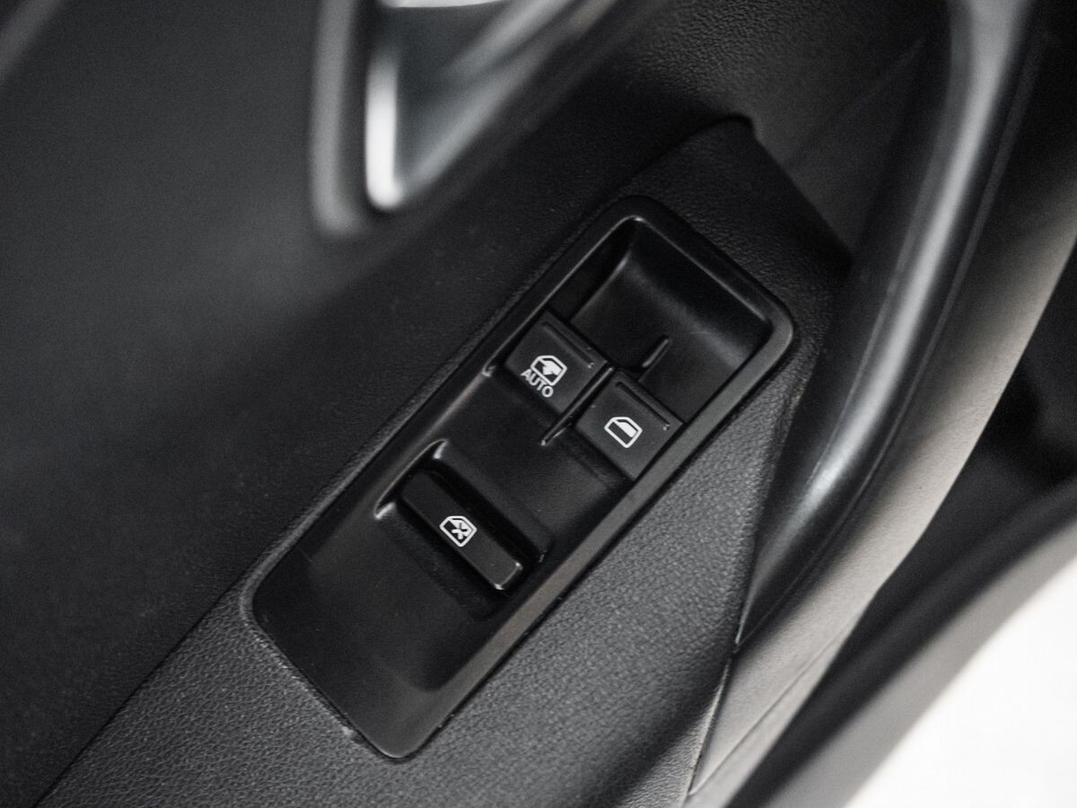 Volkswagen Polo 2013 - фото автомобиля