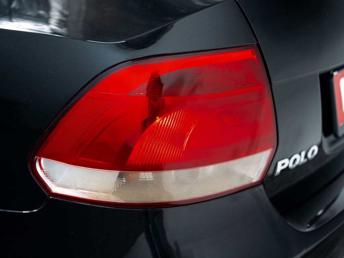 Volkswagen Polo 2013 - фото автомобиля