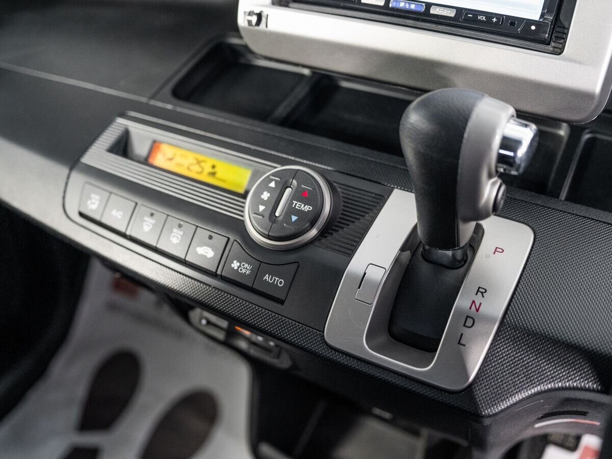 Honda Freed 2013 - фото автомобиля