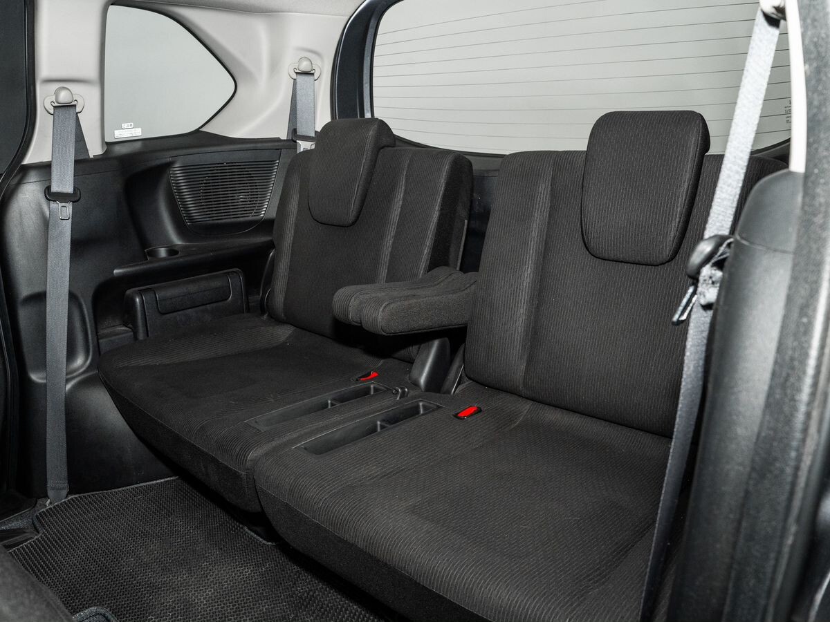 Honda Freed 2013 - фото автомобиля