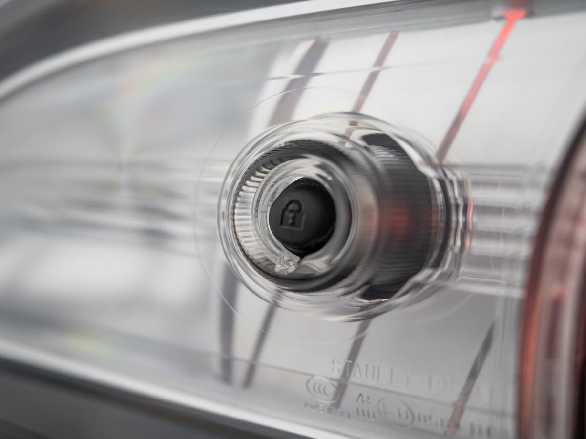 Mazda Axela 2012 - фото автомобиля