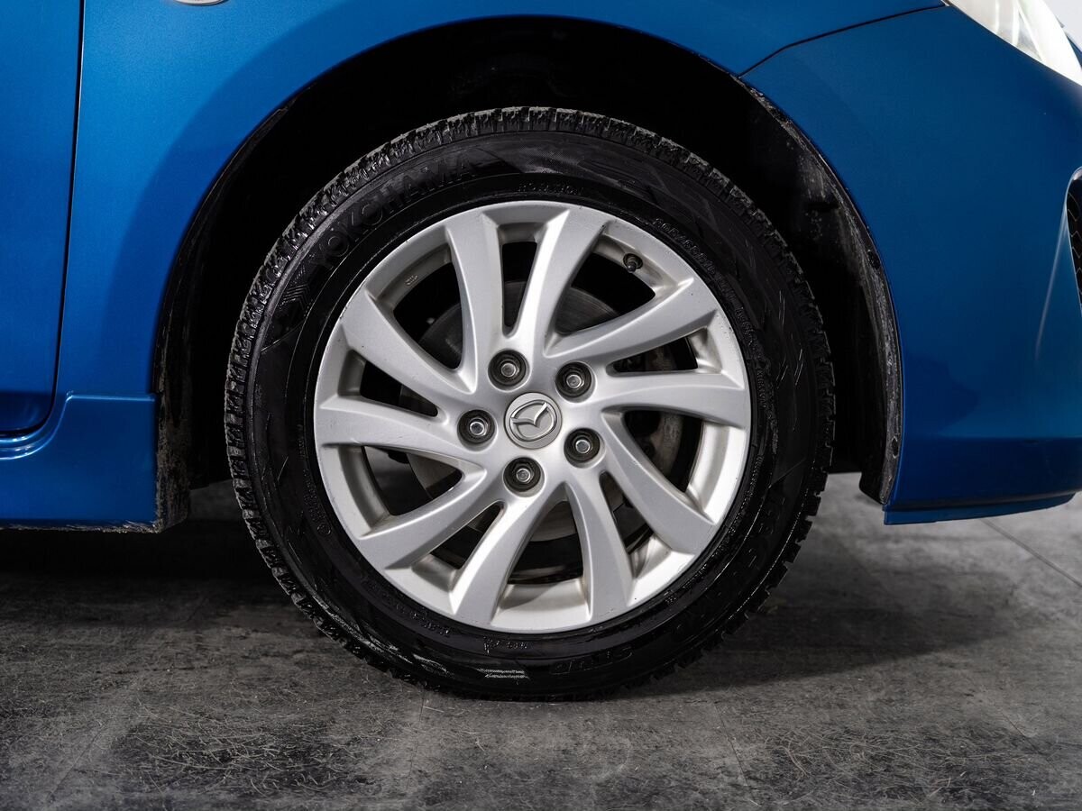 Mazda Axela 2012 - фото автомобиля