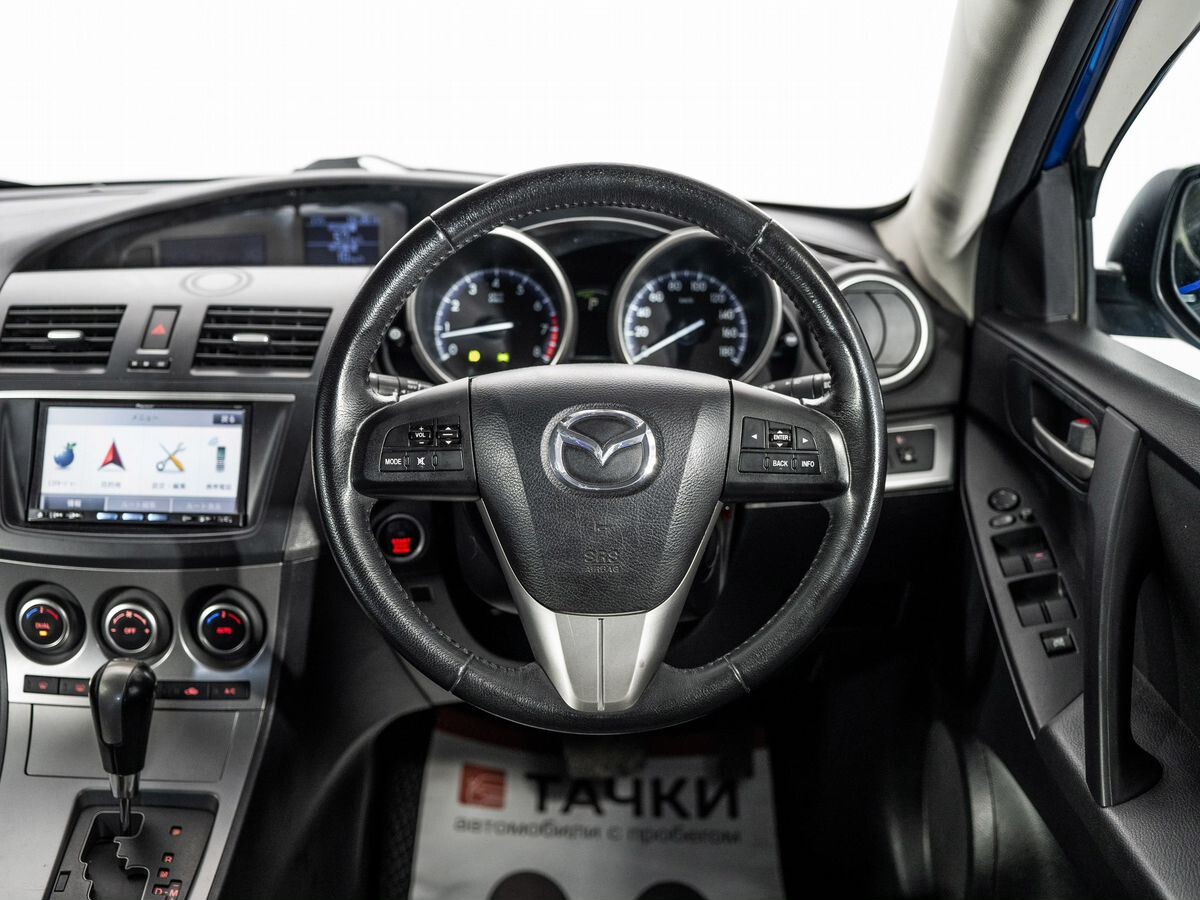 Mazda Axela 2012 - фото автомобиля