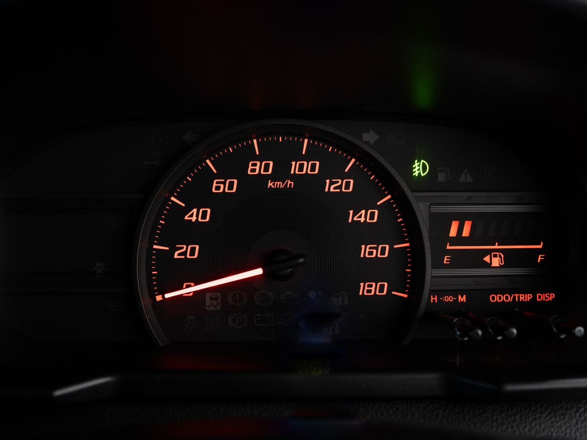 Toyota Tank 2017 - фото автомобиля