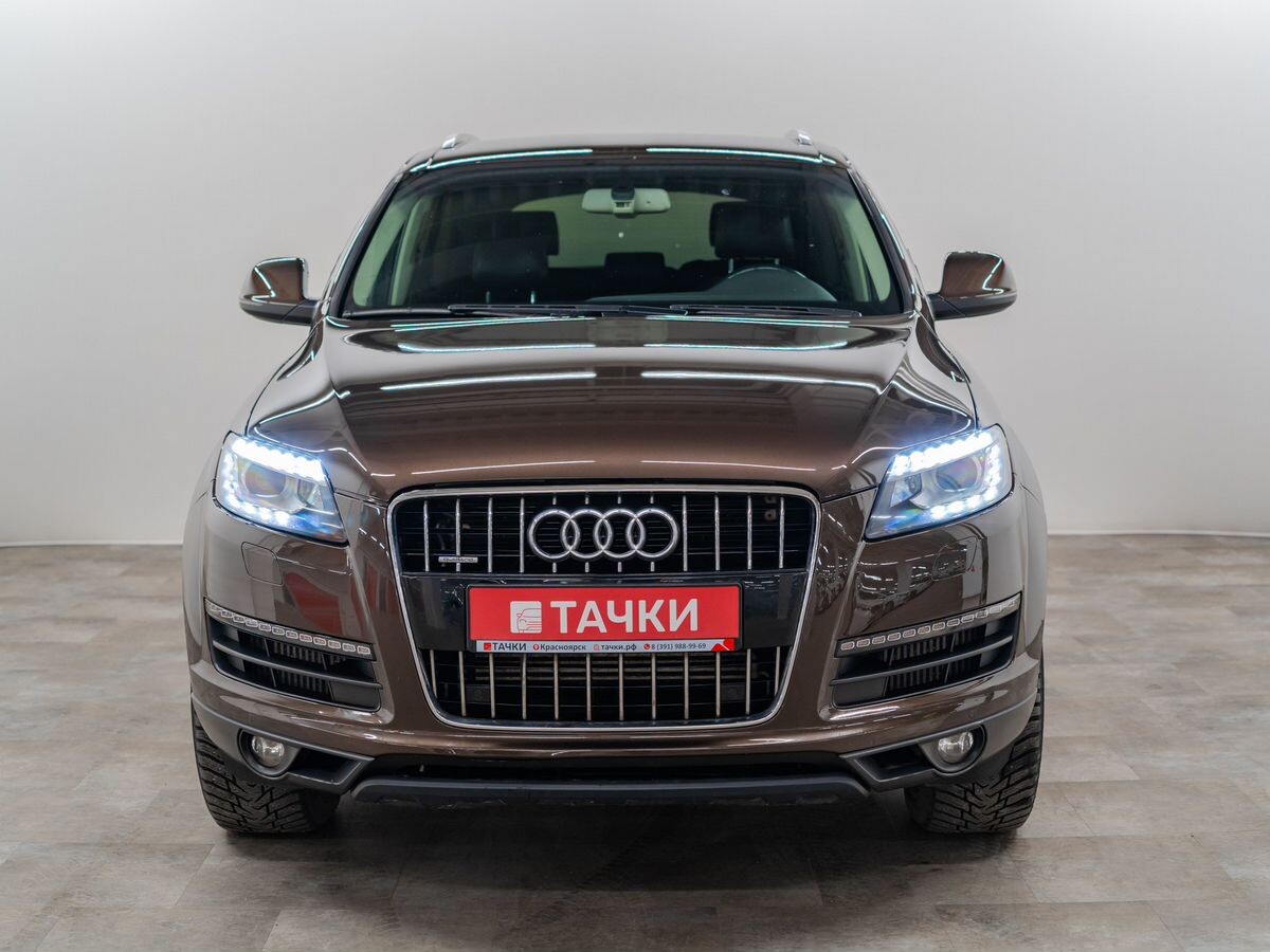 Audi Q7 2013 - фото автомобиля