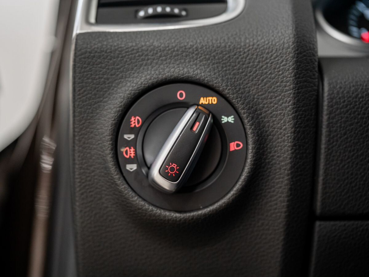 Audi Q7 2013 - фото автомобиля