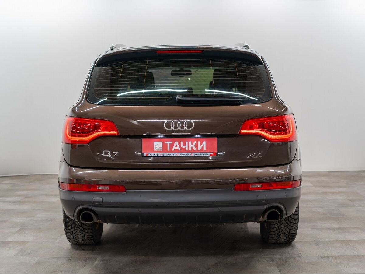 Audi Q7 2013 - фото автомобиля