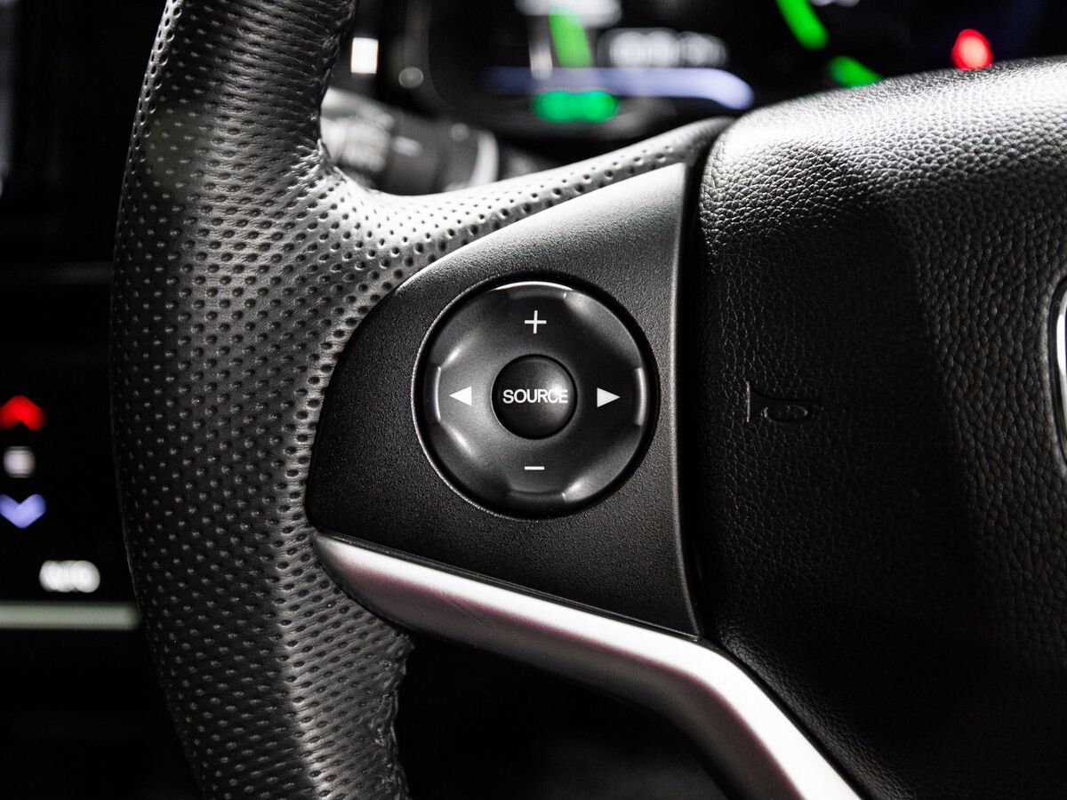 Honda Shuttle 2017 - фото автомобиля