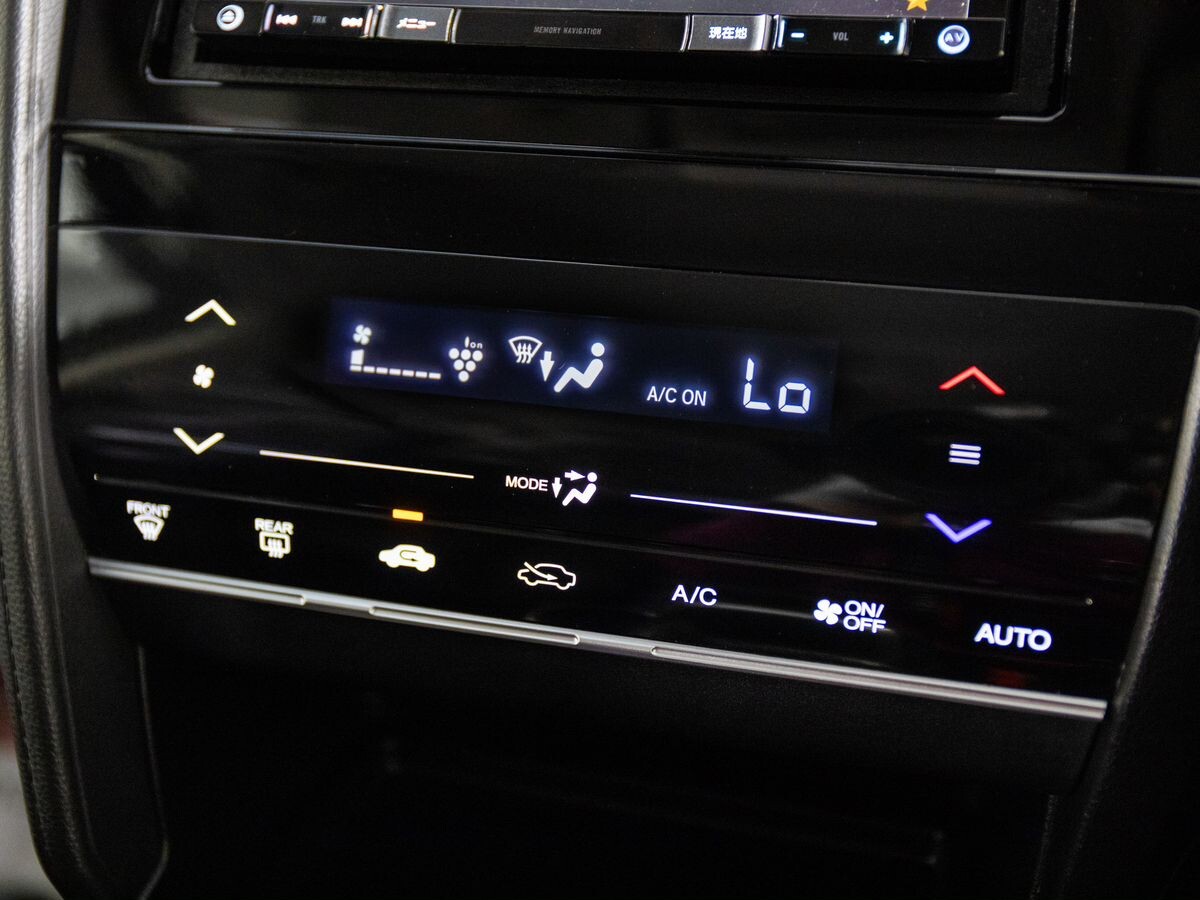 Honda Shuttle 2017 - фото автомобиля