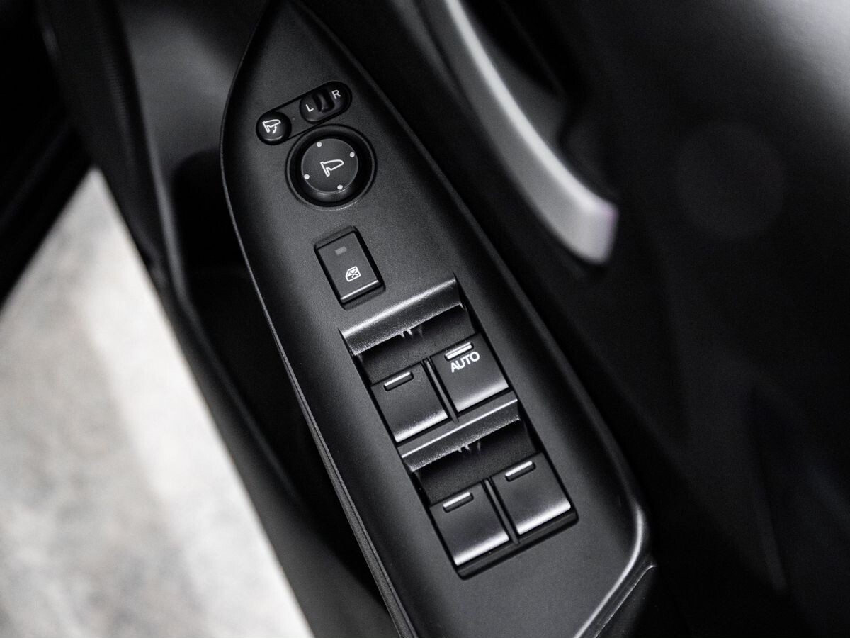 Honda Shuttle 2017 - фото автомобиля