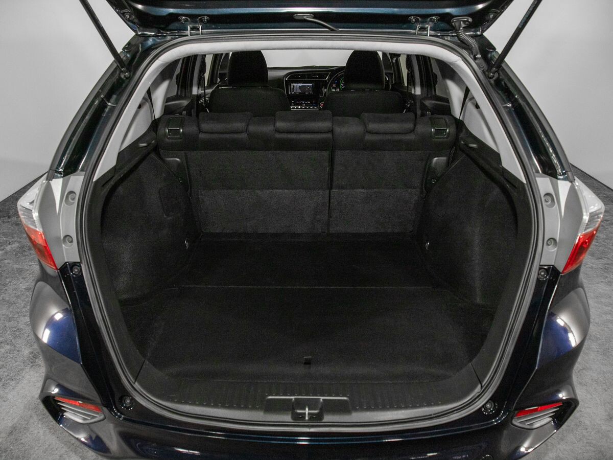 Honda Shuttle 2017 - фото автомобиля