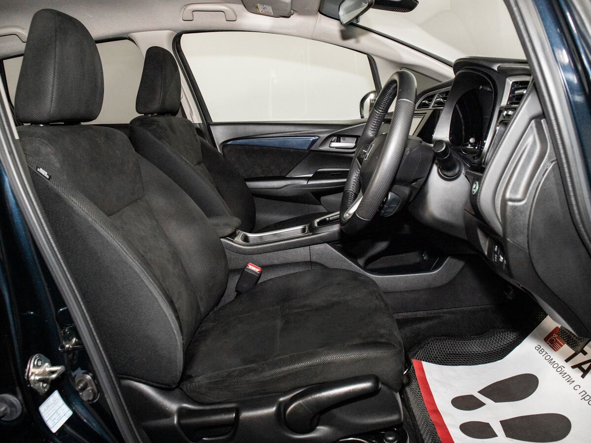 Honda Shuttle 2017 - фото автомобиля