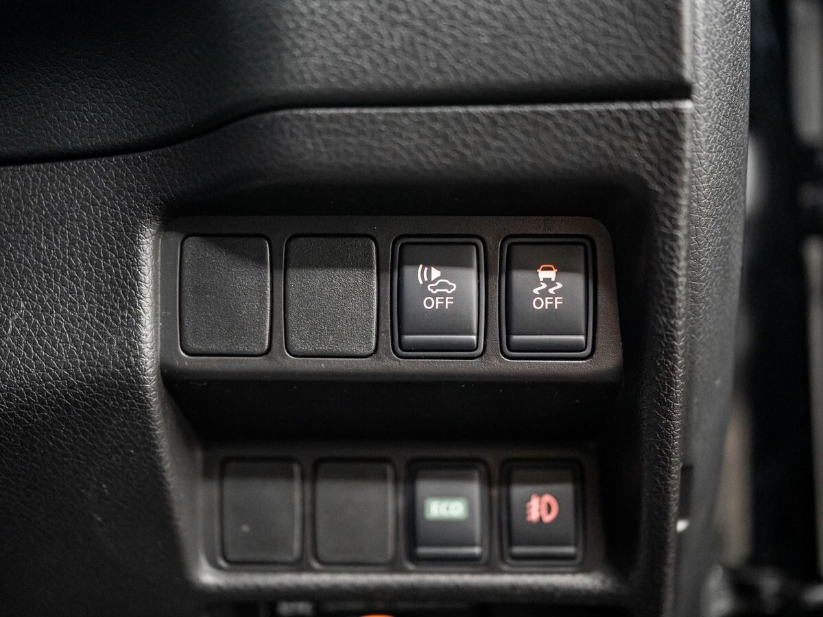 Nissan X-Trail 2015 - фото автомобиля