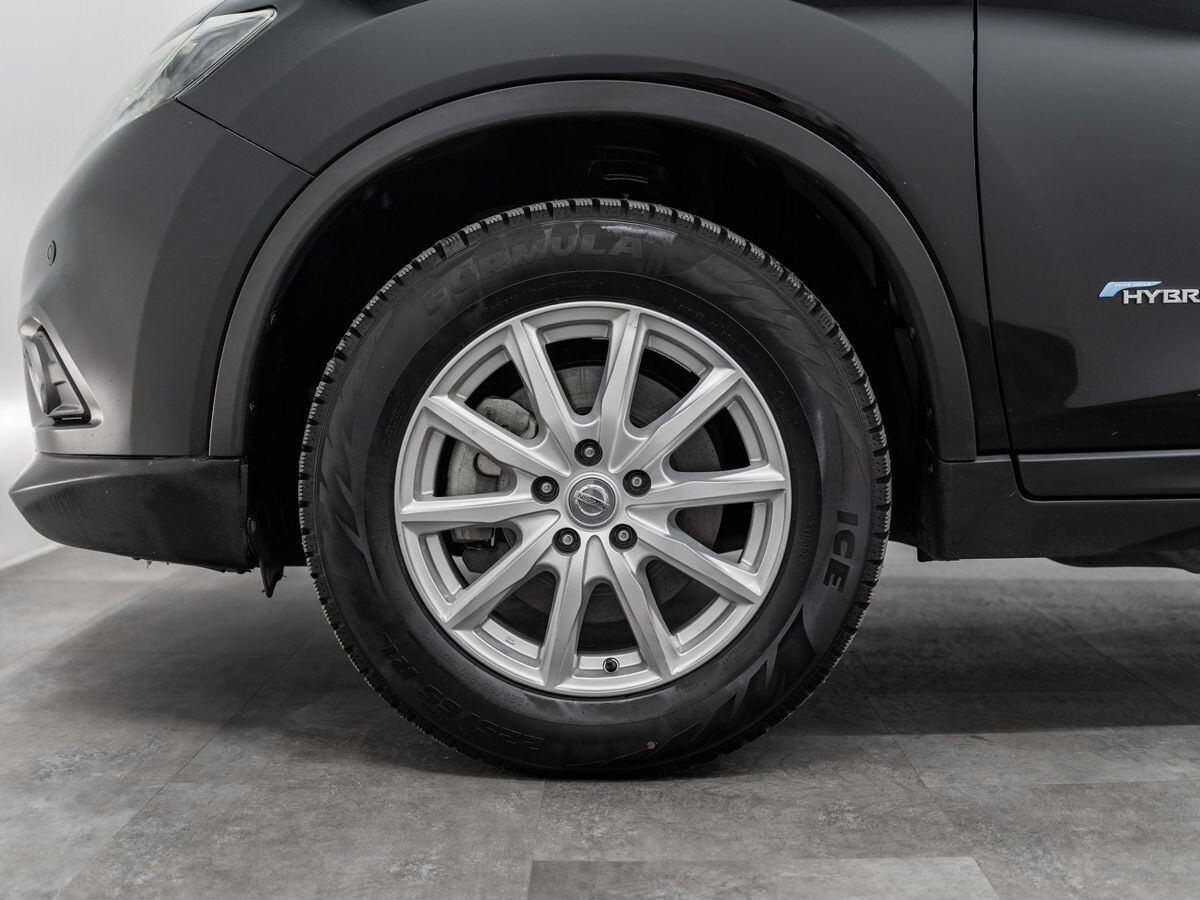 Nissan X-Trail 2015 - фото автомобиля