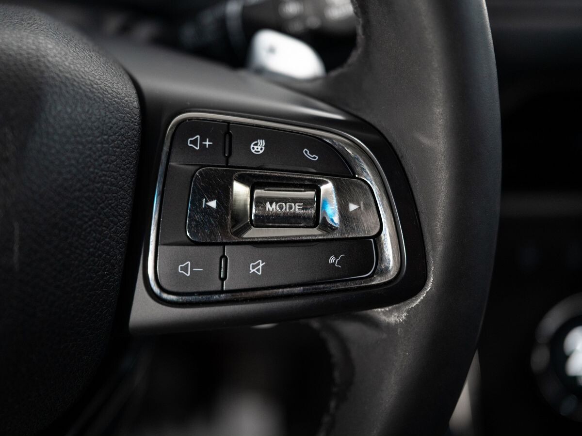 Exeed TXL 2022 - фото автомобиля