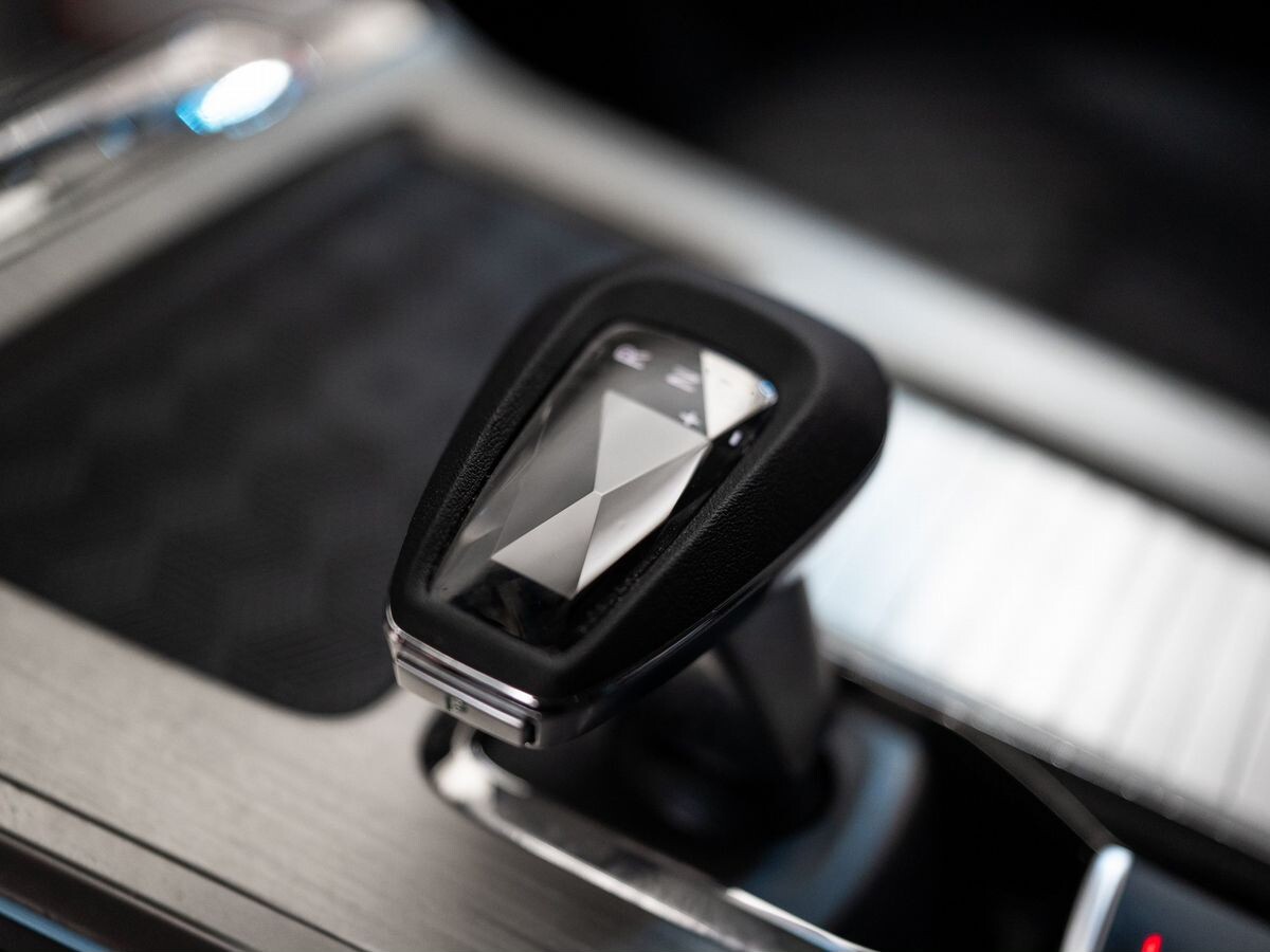 Exeed TXL 2022 - фото автомобиля