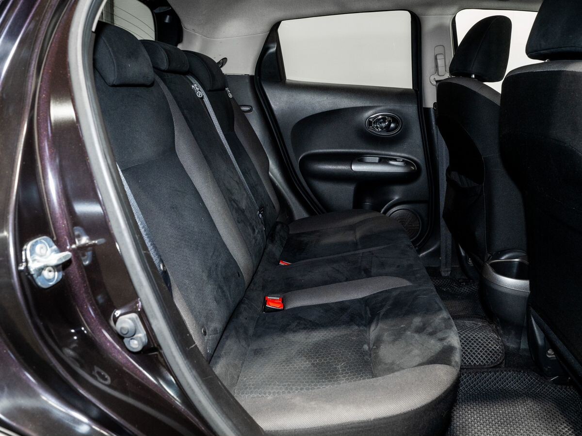 Nissan Juke 2015 - фото автомобиля