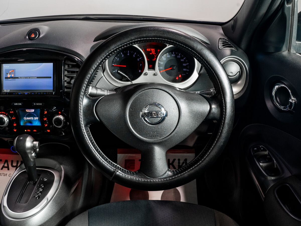 Nissan Juke 2015 - фото автомобиля