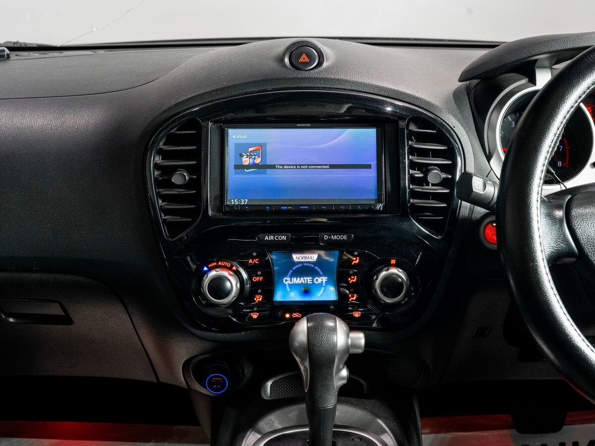 Nissan Juke 2015 - фото автомобиля