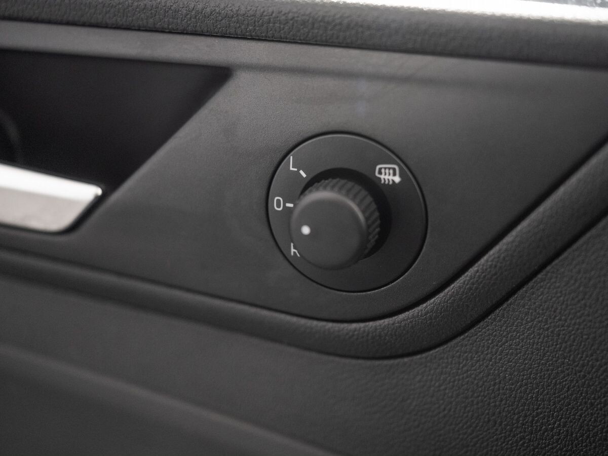 Volkswagen Polo 2020 - фото автомобиля