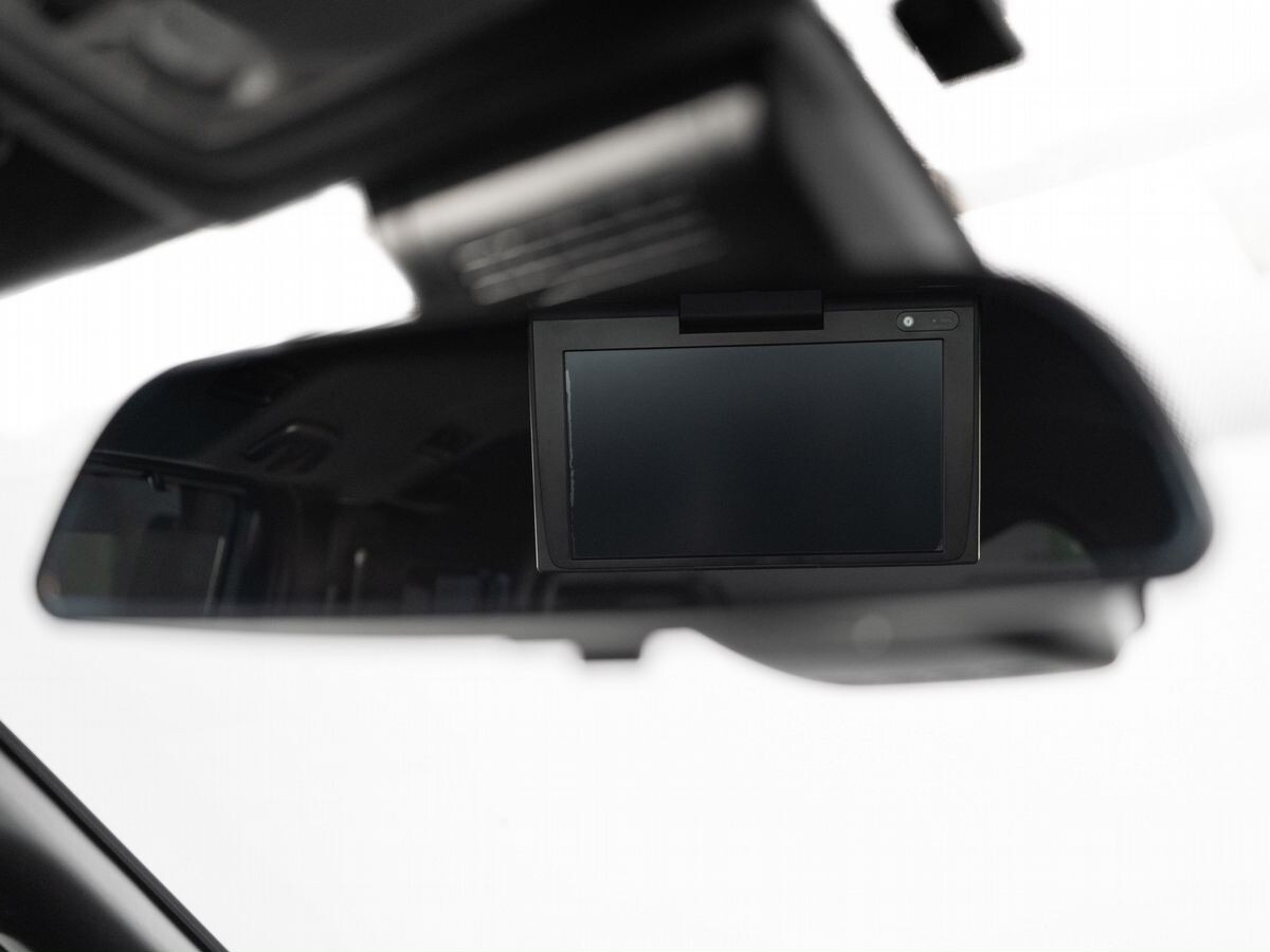 Toyota Esquire 2018 - фото автомобиля