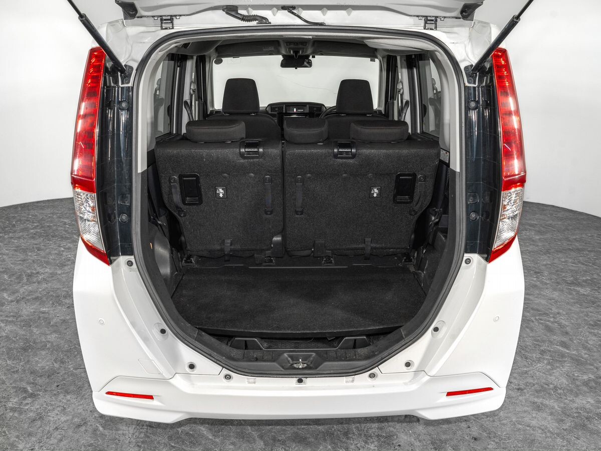 Toyota Roomy 2021 - фото автомобиля