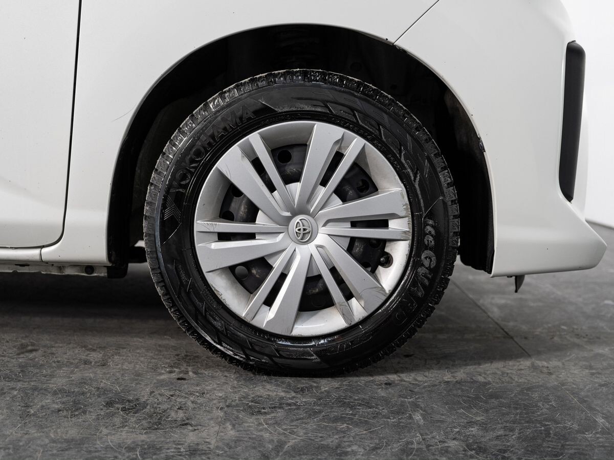 Toyota Roomy 2021 - фото автомобиля