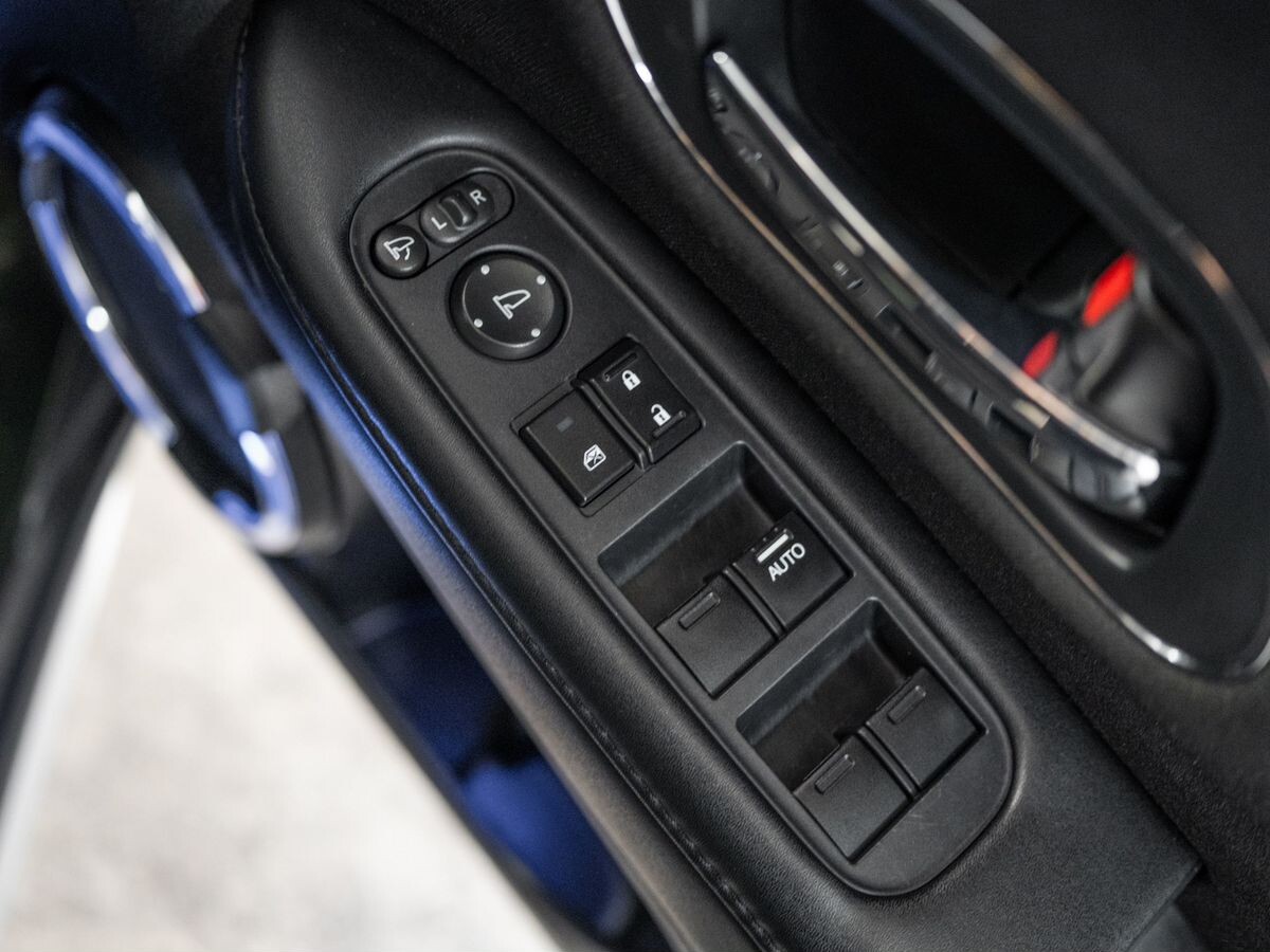 Honda Vezel 2014 - фото автомобиля