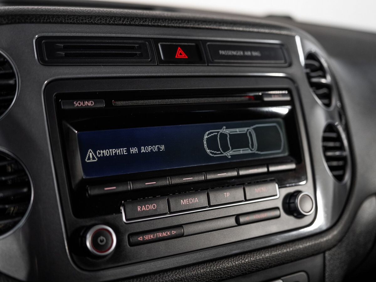 Volkswagen Tiguan 2014 - фото автомобиля