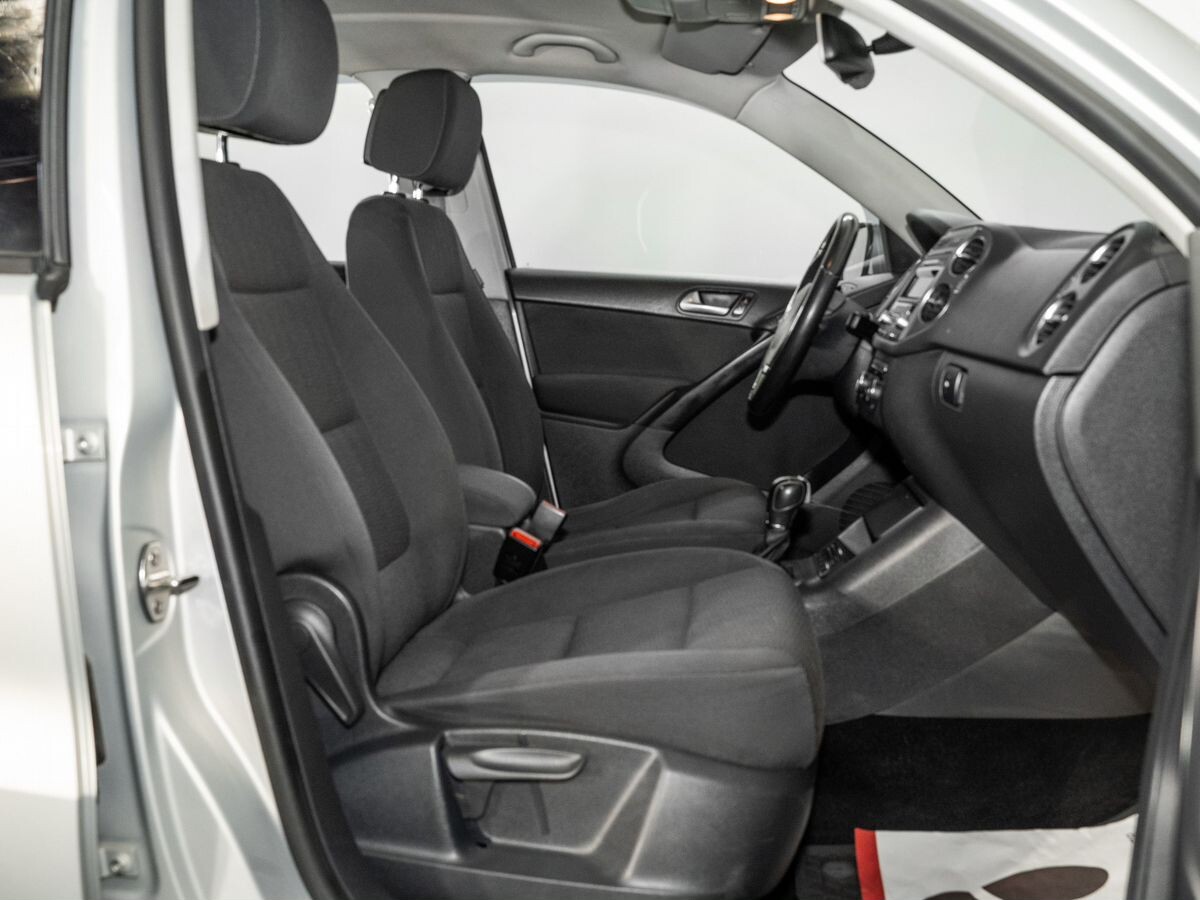 Volkswagen Tiguan 2014 - фото автомобиля
