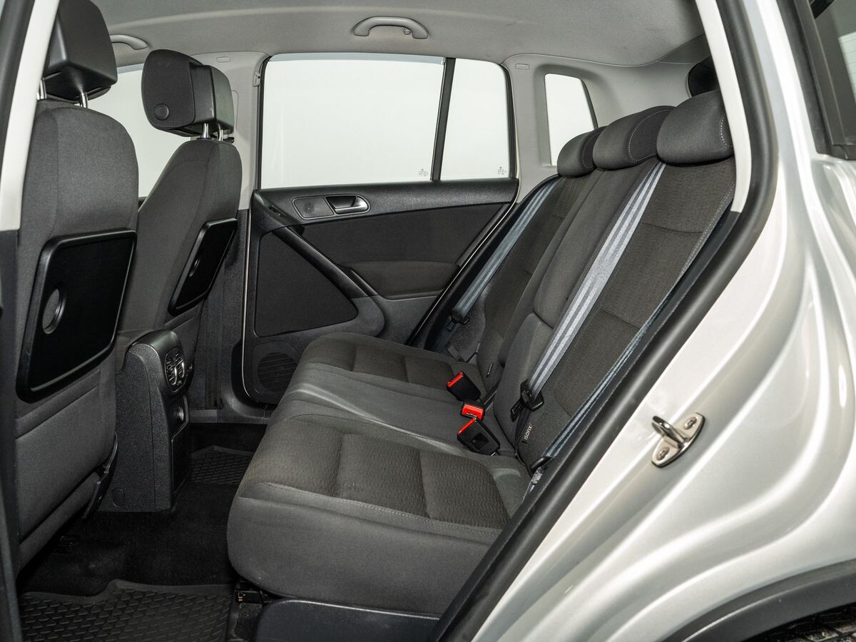 Volkswagen Tiguan 2014 - фото автомобиля