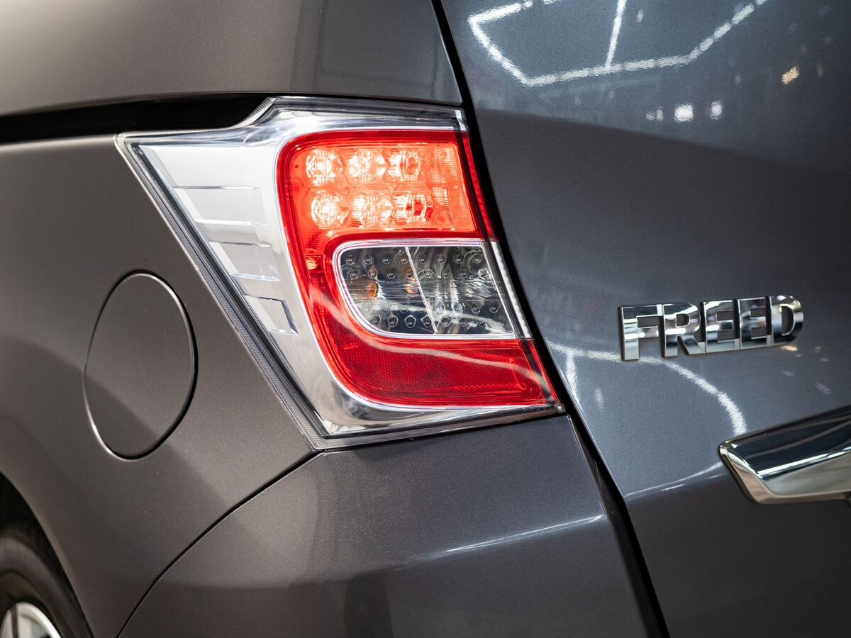 Honda Freed 2014 - фото автомобиля