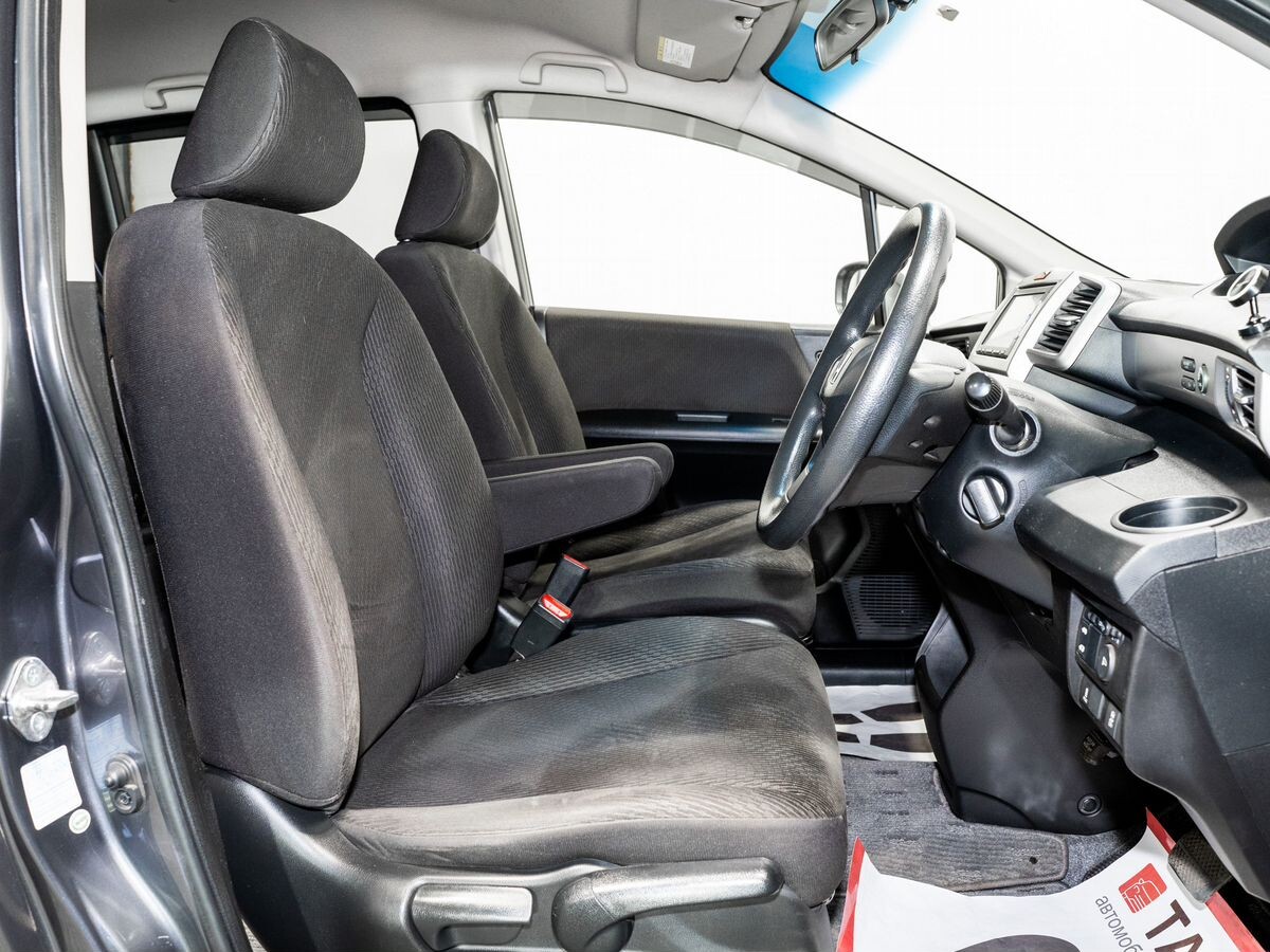 Honda Freed 2014 - фото автомобиля