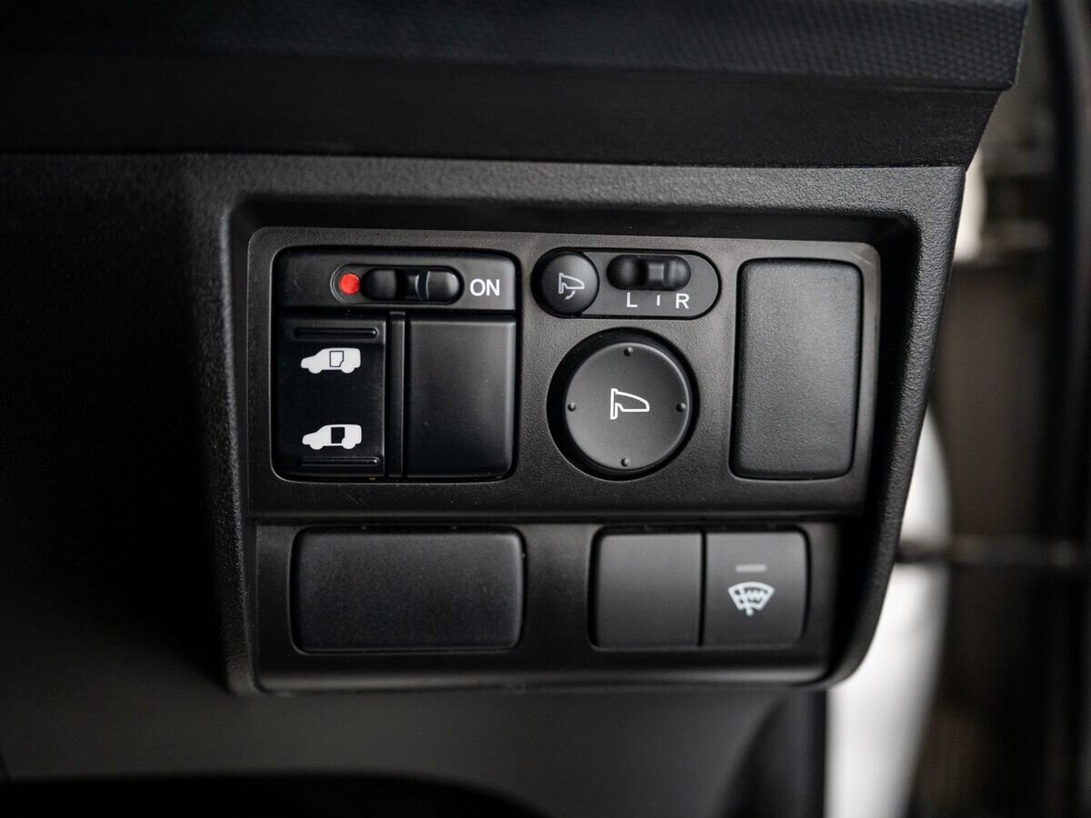 Honda Freed 2011 - фото автомобиля