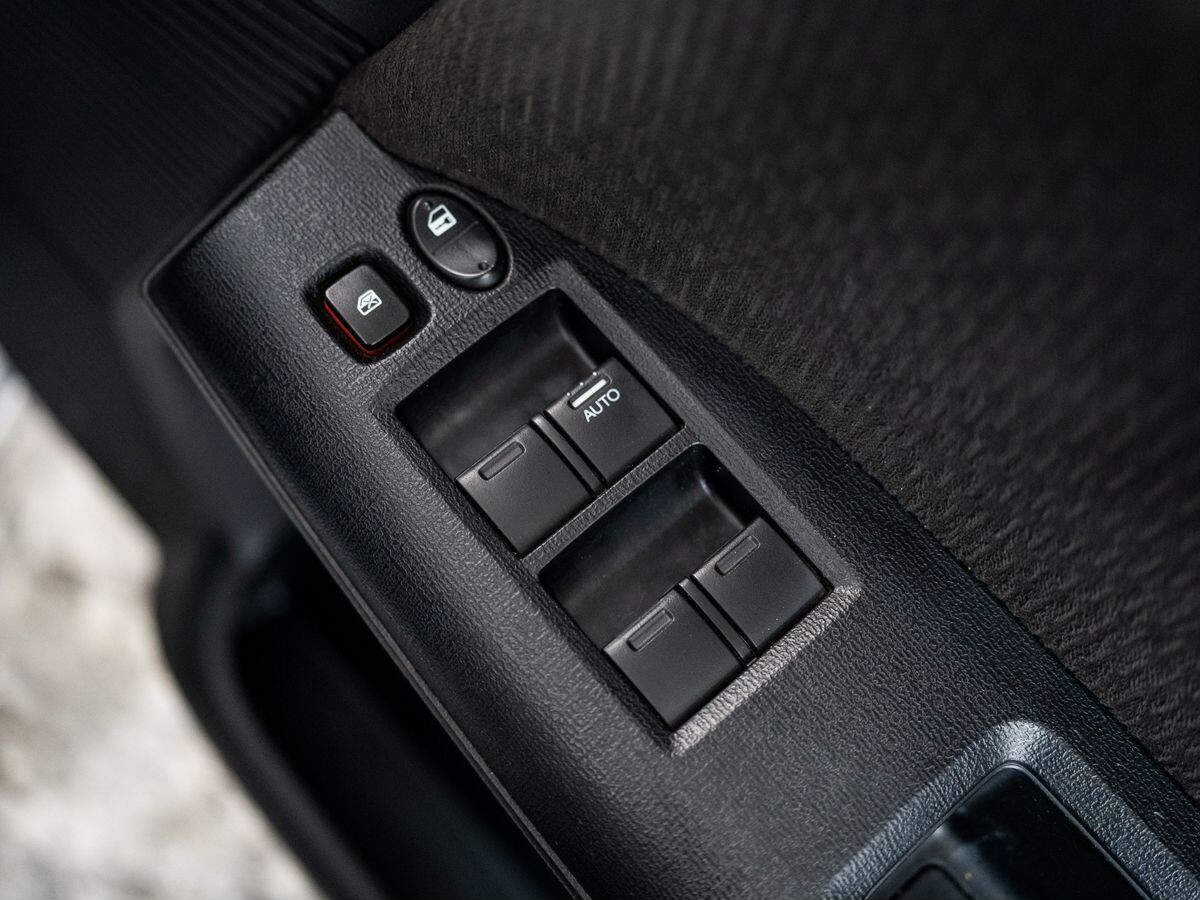 Honda Freed 2011 - фото автомобиля