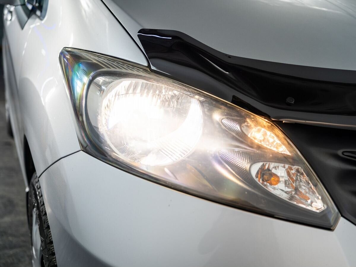 Honda Freed 2011 - фото автомобиля