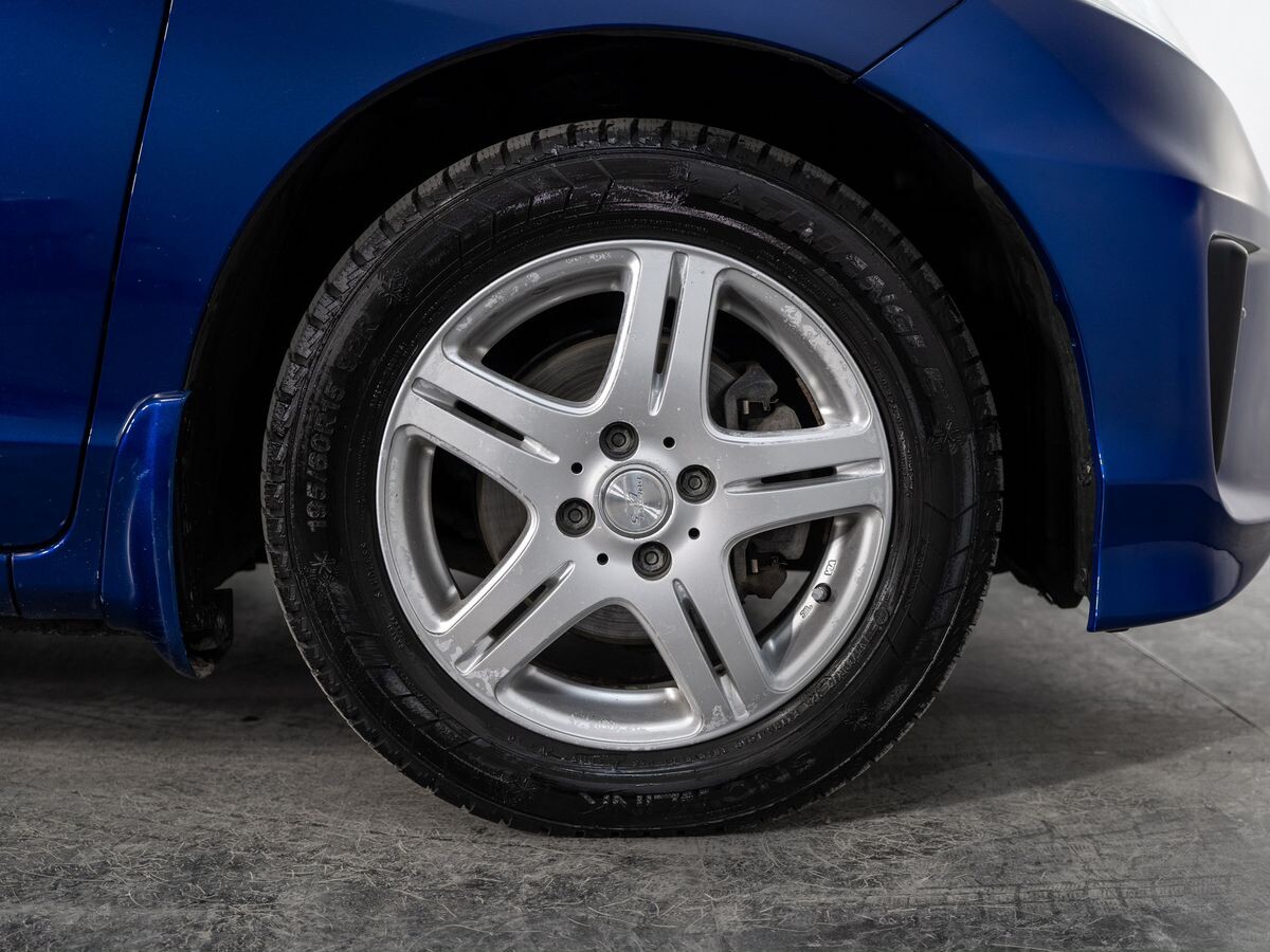 Honda Freed 2016 - фото автомобиля