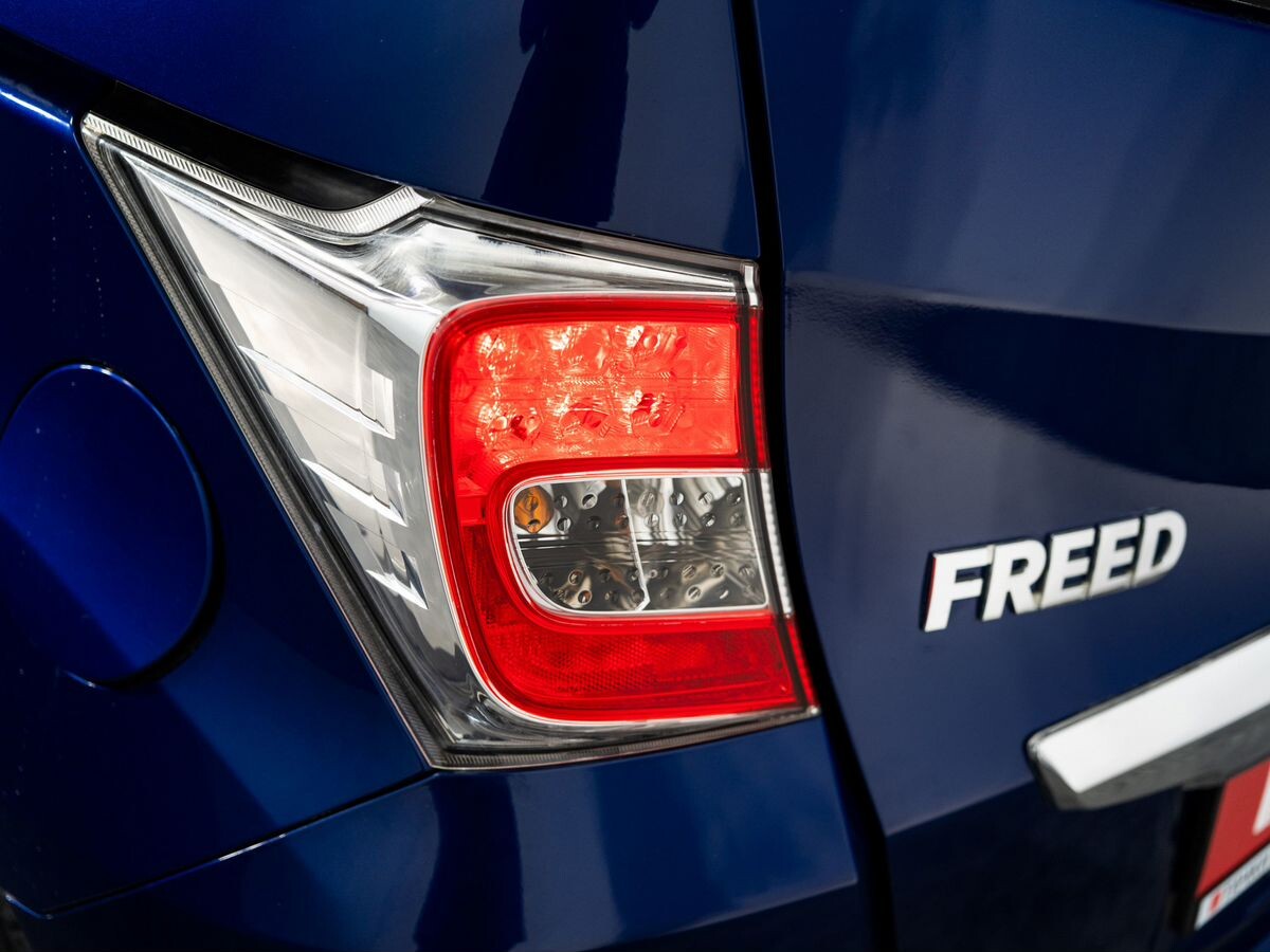 Honda Freed 2016 - фото автомобиля