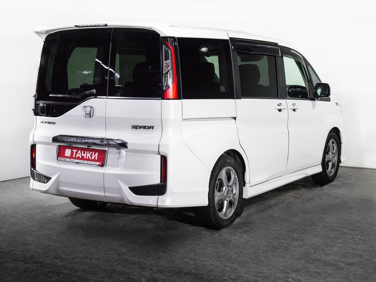 Honda Stepwgn 2019 - фото автомобиля