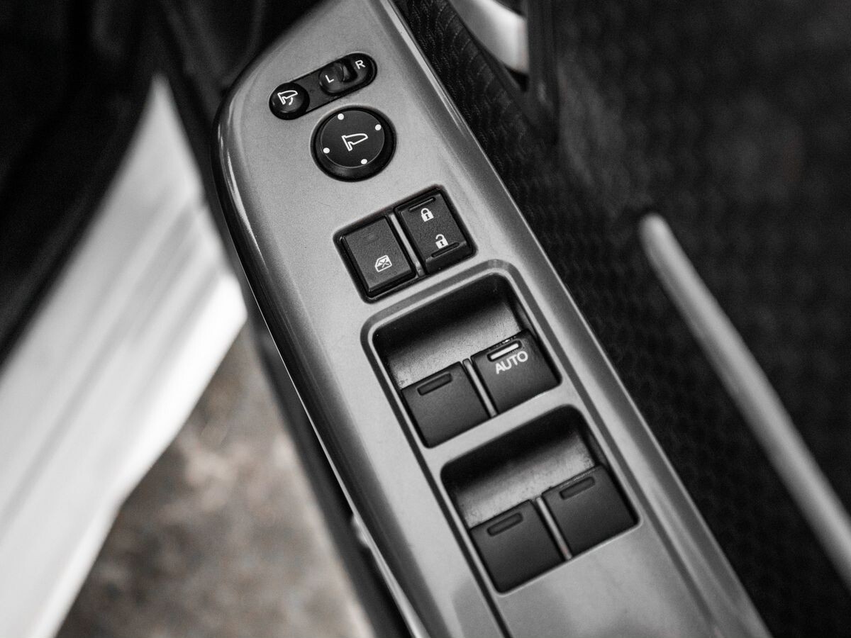 Honda Stepwgn 2019 - фото автомобиля