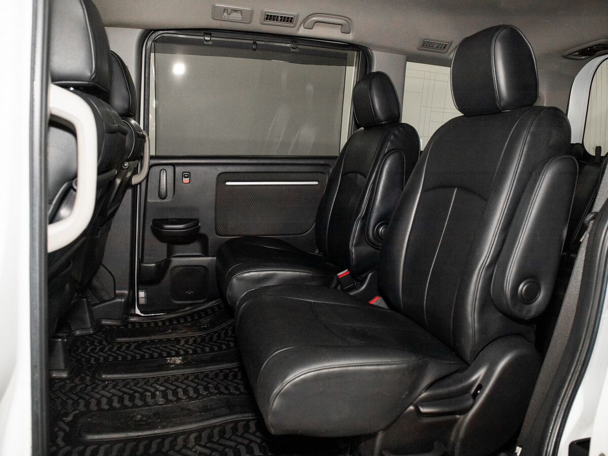 Honda Stepwgn 2019 - фото автомобиля