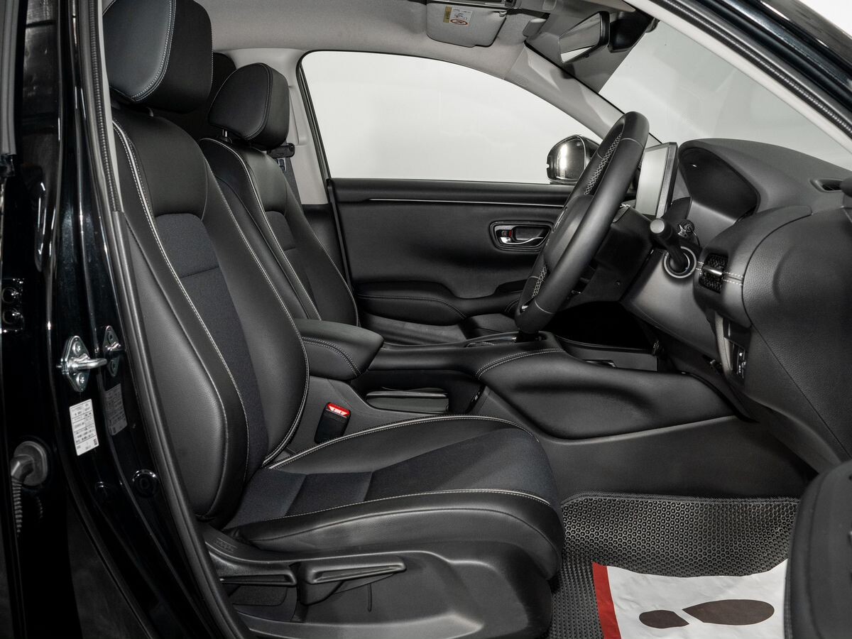 Honda ZR-V 2023 - фото автомобиля