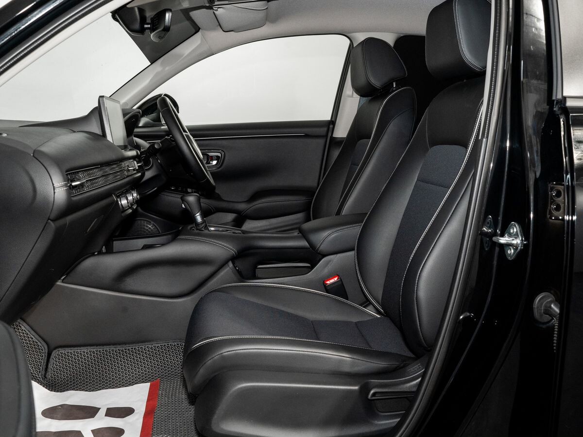 Honda ZR-V 2023 - фото автомобиля