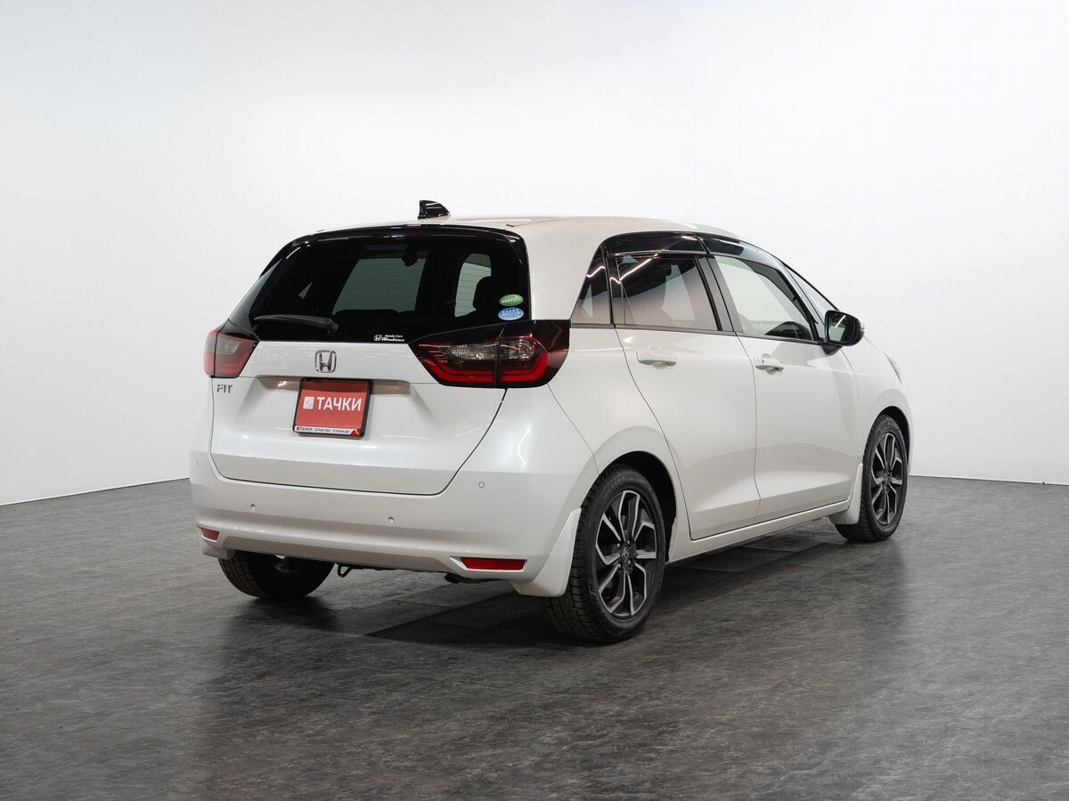 Honda Fit 2020 - фото автомобиля