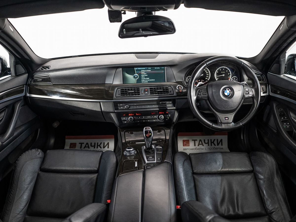BMW 5 серии 2012 - фото автомобиля