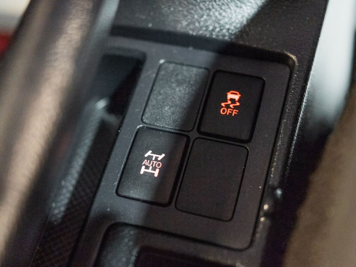 Toyota Vitz 2019 - фото автомобиля